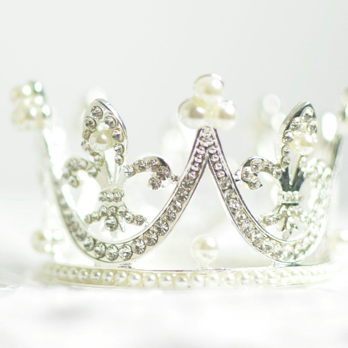 crown miss kansas Cropped