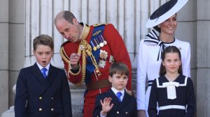 Thumbnail voor Prins William en prinses Catherine delen nieuwe foto van jarige prins George