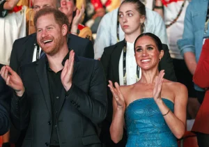 Thumbnail voor Harry durft Meghan niet mee te nemen naar Engeland: 'Maak me zorgen over zuuraanval'