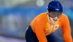 Thumbnail voor Baanwielrenner Lavreysen prolongeert olympische titel op sprint