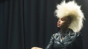 Thumbnail voor Nathalie Makoma, tweede bij 'Idols', werd mishandeld: 'Ik wist: als ik niet goed zing, komt de riem'