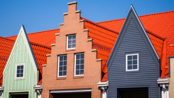 huizen met oranje daken