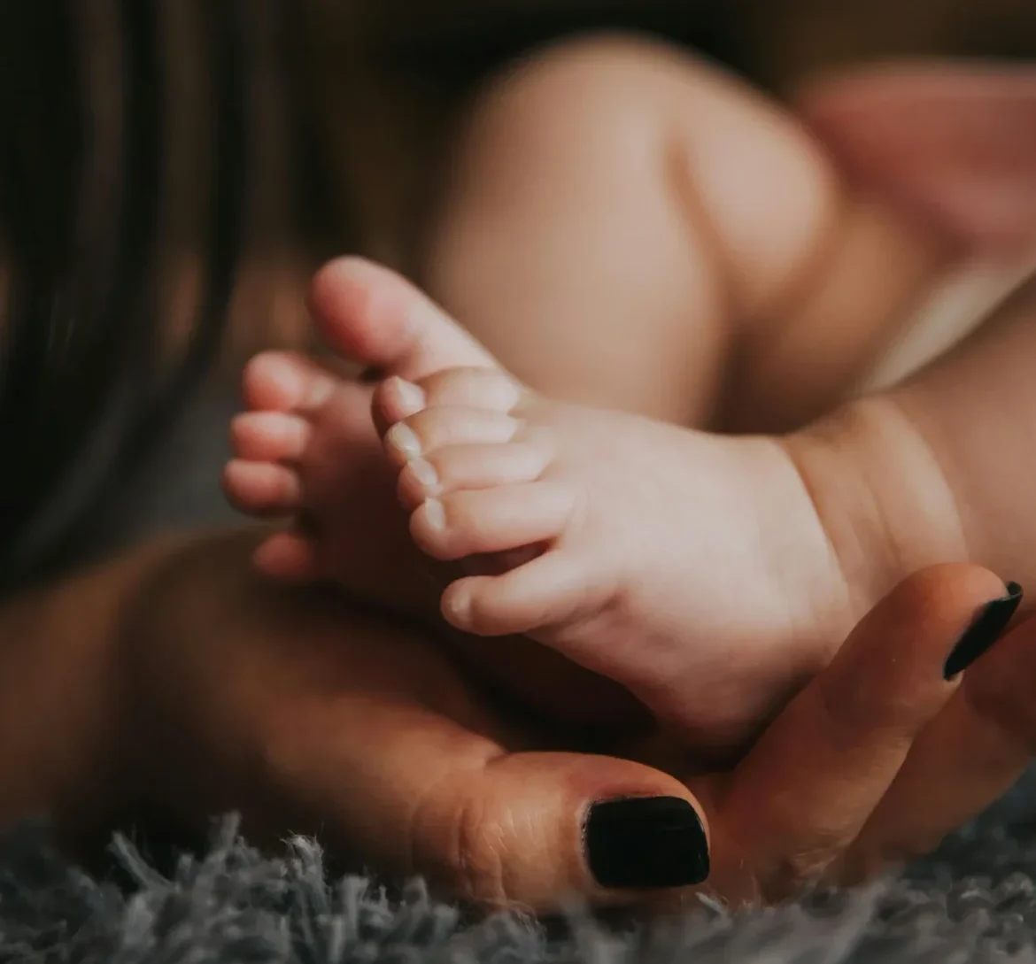 Duits stel kidnapt dochter na moeder en oma om het leven gebracht te hebben