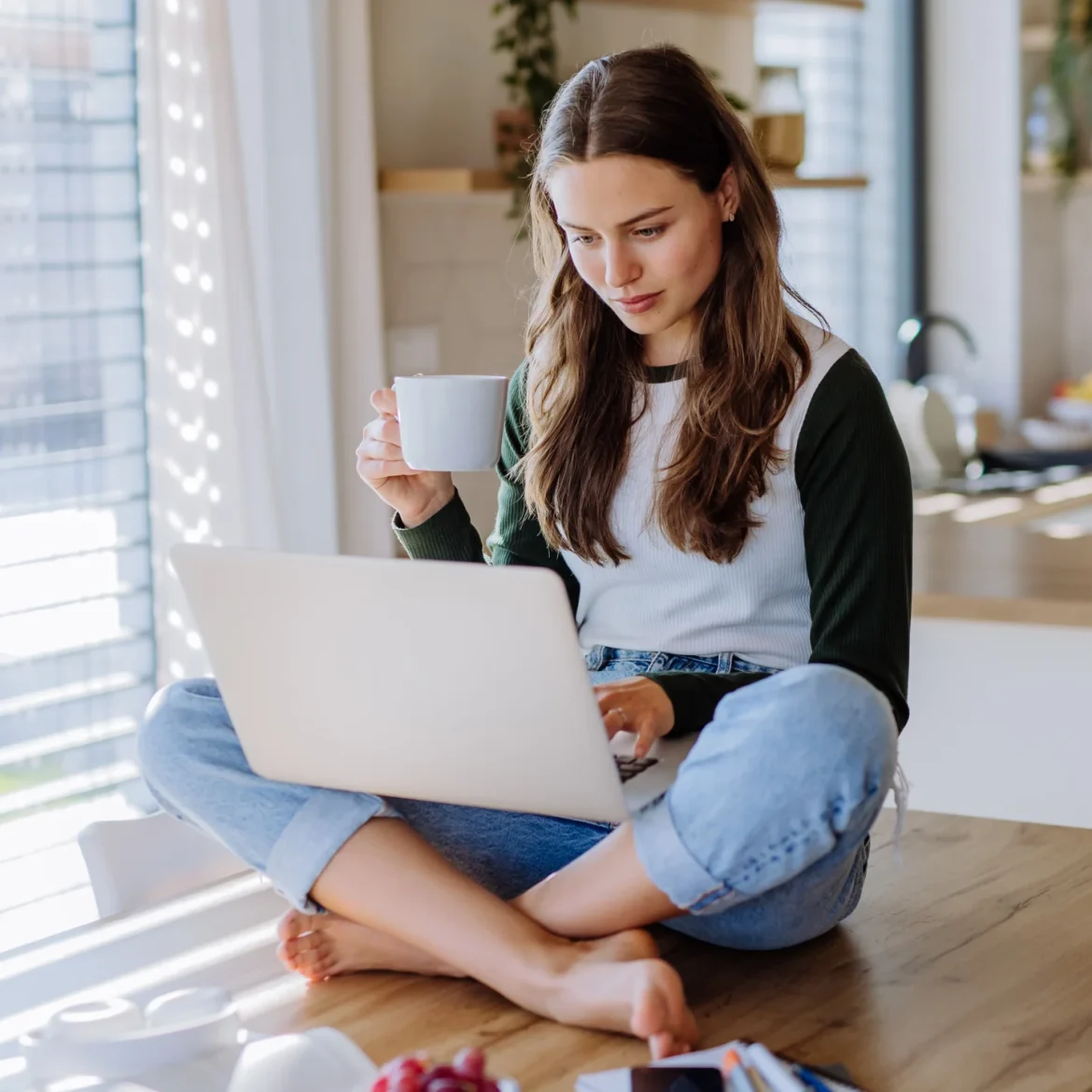 Vrouw met laptop