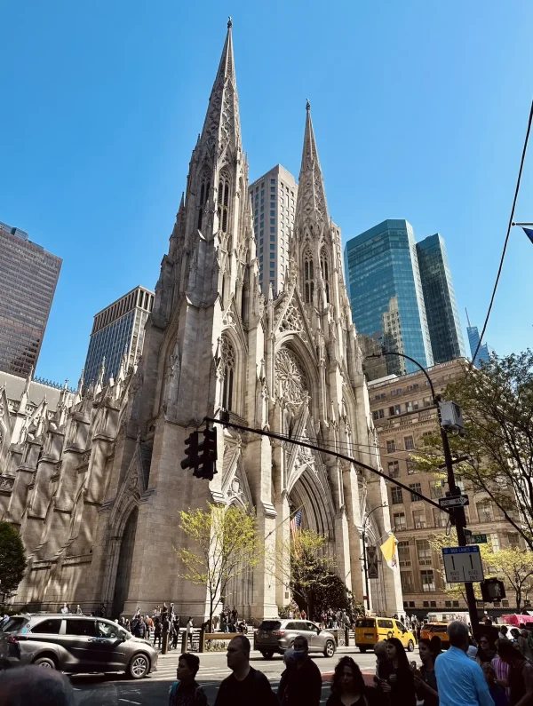 St. Patrick's Cathedral - new york budget tips