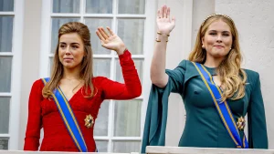 Thumbnail voor Hebben we die jurk niet eerder gezien? Dit dragen de royals op Prinsjesdag 2024