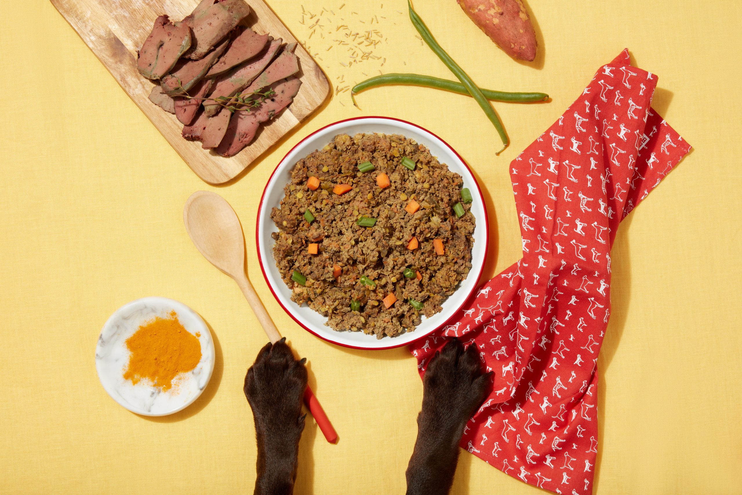 Hond aan tafel met Butternut Box