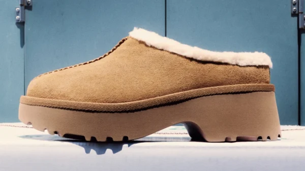 Dit nieuwe Ugg-model gaan we de aankomende maanden overal zien