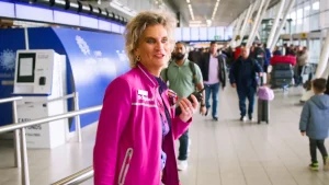 Thumbnail voor Josée is door 'Schiphol Airport' plotseling een BN'er: 'Gek om herkend te worden'