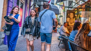 Thumbnail voor Eerste boete voor seksuele straatintimidatie sinds nieuwe zedenwet: 'Vernederend, vreesaanjagend en onterend'