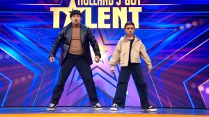 Thumbnail voor Vader en dochter blazen jury omver in 'Holland's Got Talent': 'Nog een laatste keer samen'