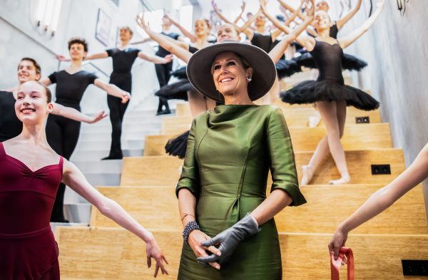 Koningin Máxima opent Nationale Balletacademie