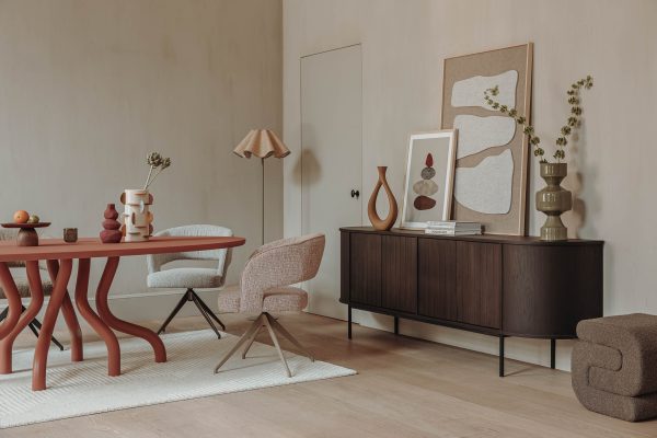 dressoir in woonkamer