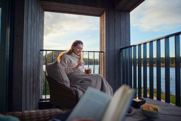 Boek lezen in de natuur