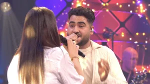 Thumbnail voor Ammar Bozoglu in 'DNA Singers' geraakt door optreden zus: 'Ik heb me een potje lopen huilen'