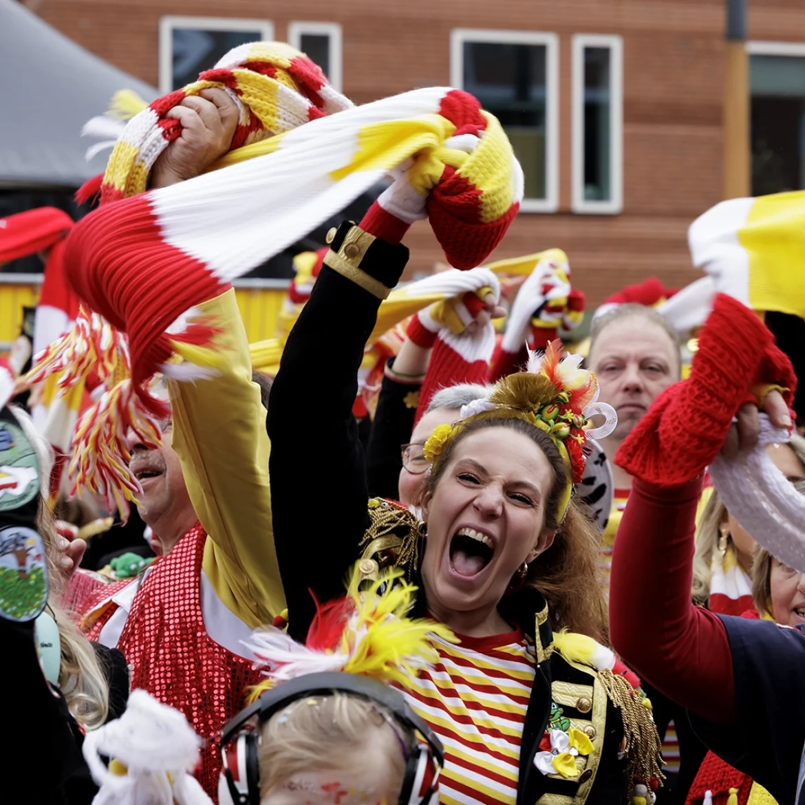 Plassen tijdens carnaval: vrouwen kunnen naar de wc op de roze lapee en de MadamePee