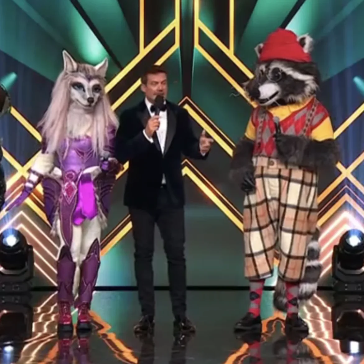 Masked Singer Wolf en Wasbeer