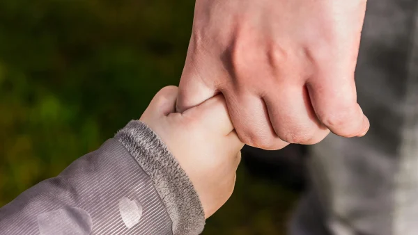 Kamer wil wettelijk verbod op geslachtsingrepen bij jonge intersekse kinderen