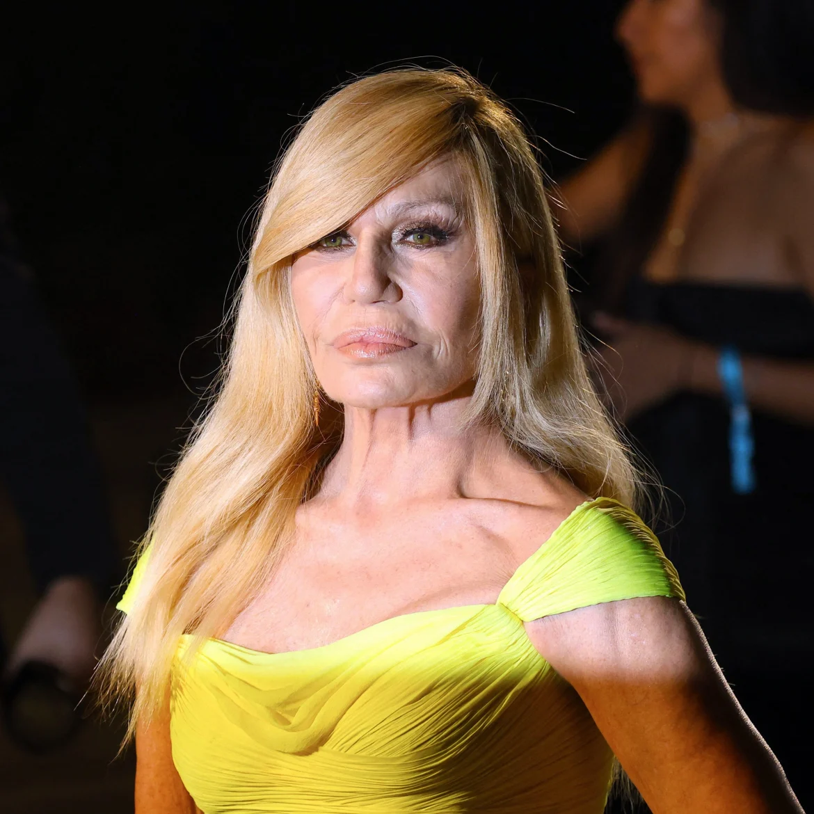 Donatella Versace gezicht