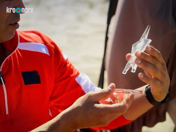 Actieve stranddag en een verrassing voor vader Bakcha: 'Wauw!'