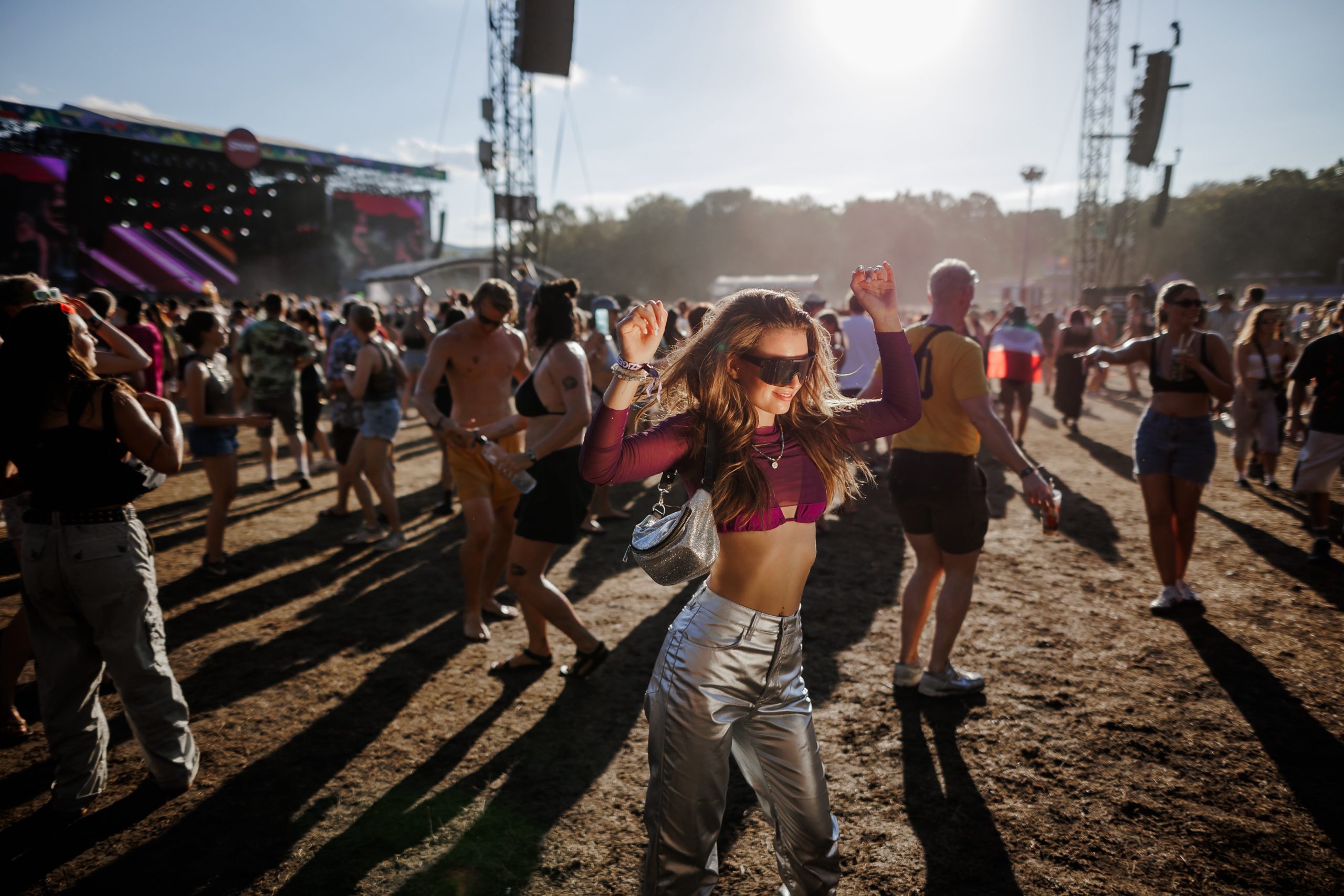 dansende vrouw sziget festival