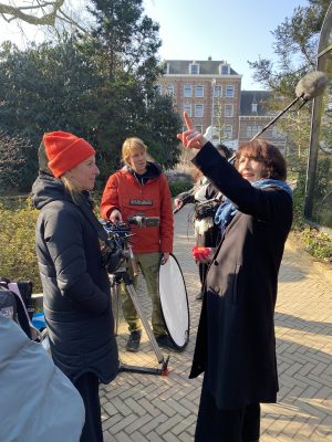 Janna en Marjolijn tijdens het filmen van documentaire over miskramen