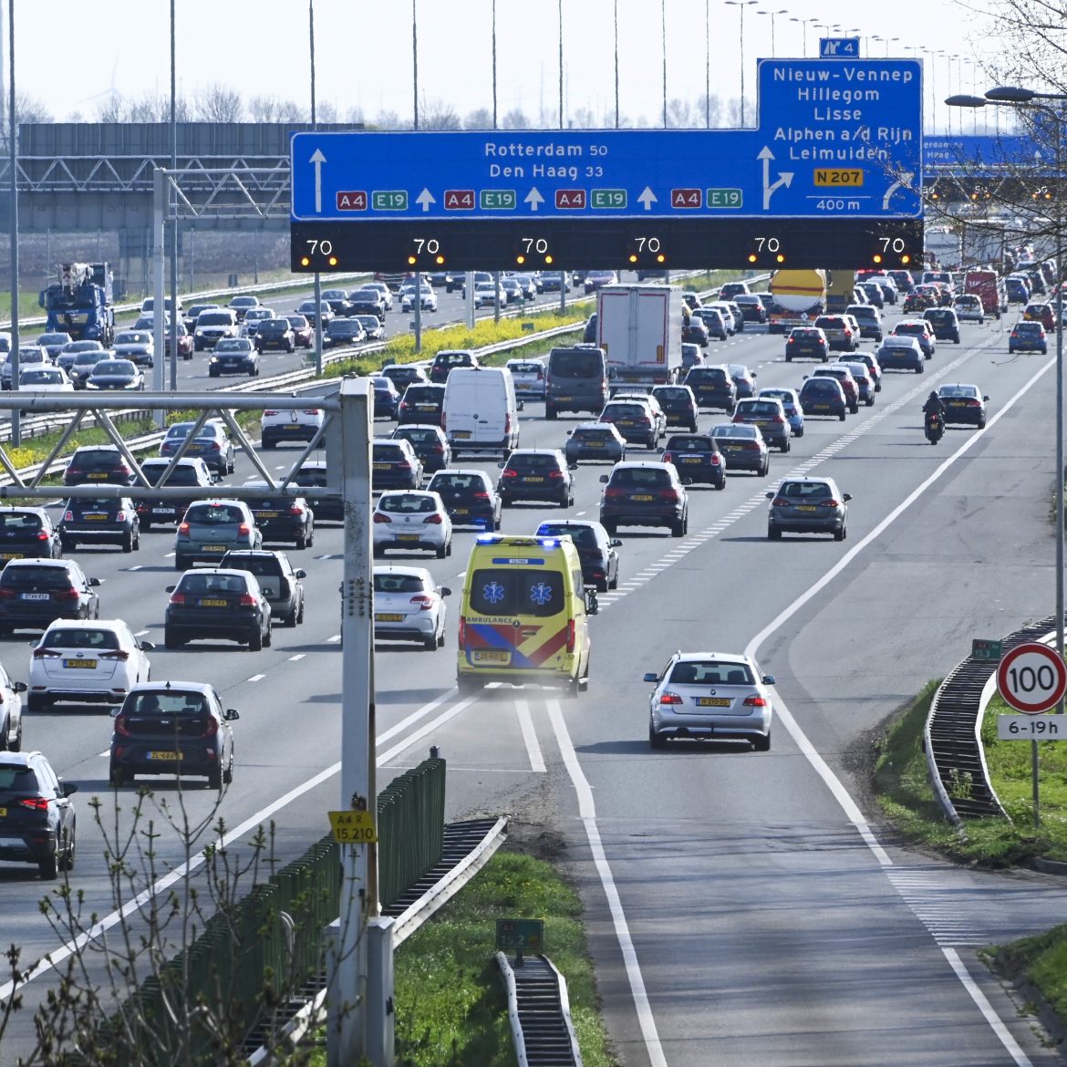 Vertraging snelweg door ongeluk