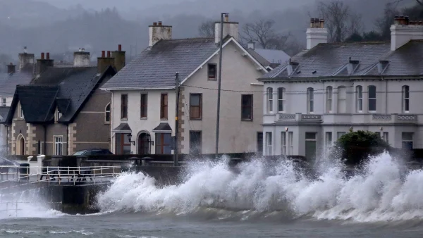 storm Éowyn ierland