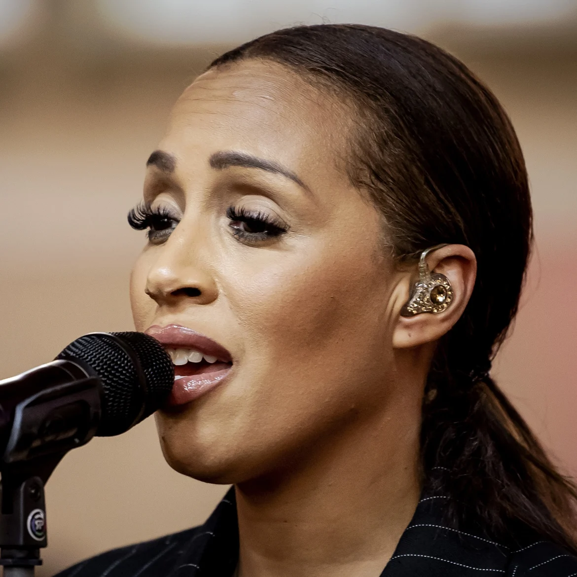 glennis-grace-jumbo-rel-vandaag-inside