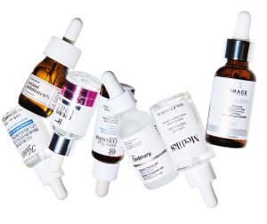 Thumbnail voor Dit zijn dé 'botox in a bottle'-serums (om rimpels en meer te tackelen)