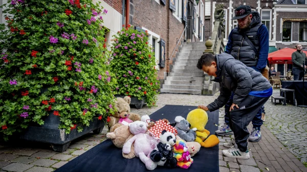 Omwonenden tonen medeleven in Vlaardingen