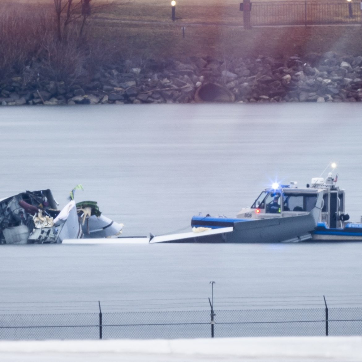 crash met legervliegtuig in Washington