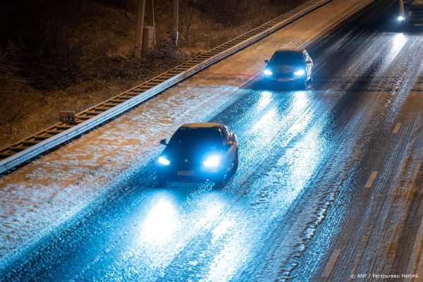 Oppassen geblazen: in bijna het hele land code geel om gladheid door sneeuw