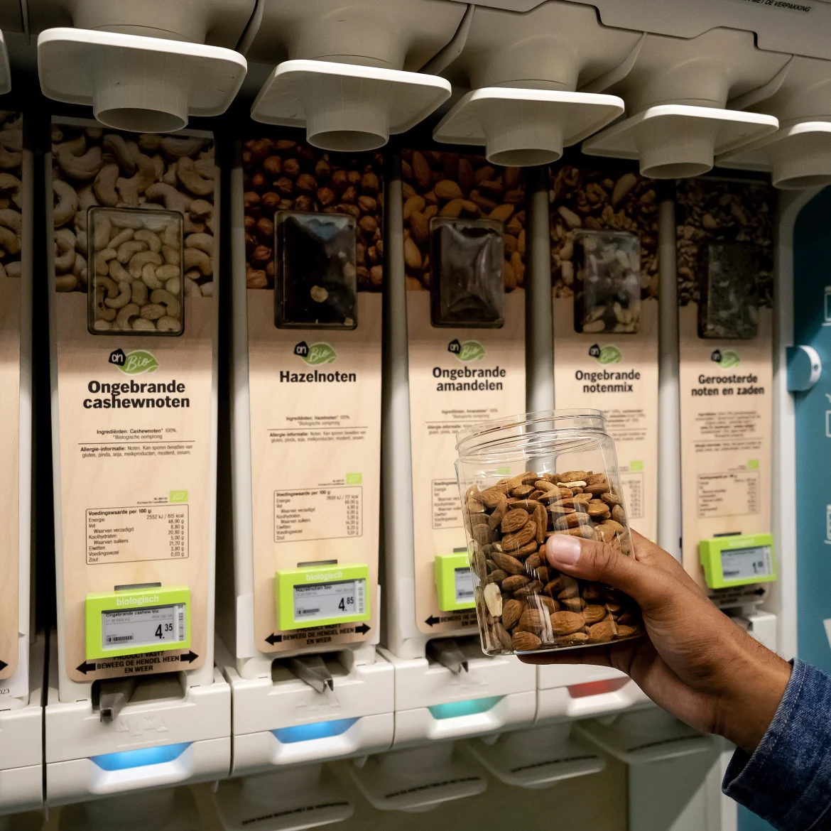 Geen ontbijtgranen meer 'tappen': Albert Heijn stopt met verpakkingsvrije artikelen