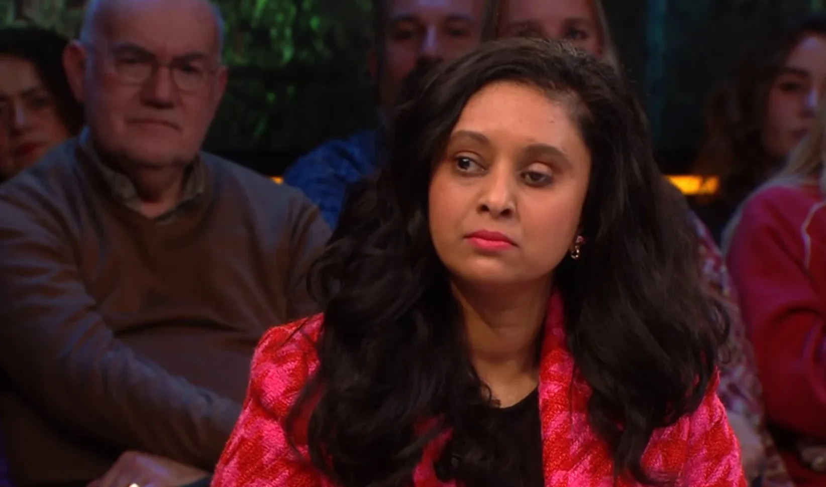 Suraya vertelt over geweld van ex bij Renze