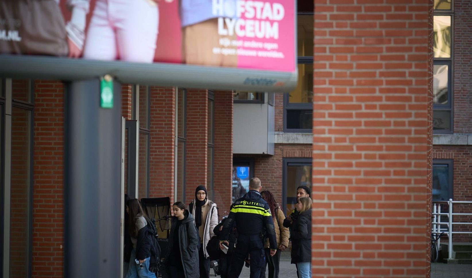 Tieners die na dood scholier Hofstad Lyceum zijn opgepakt verdacht van moordplan