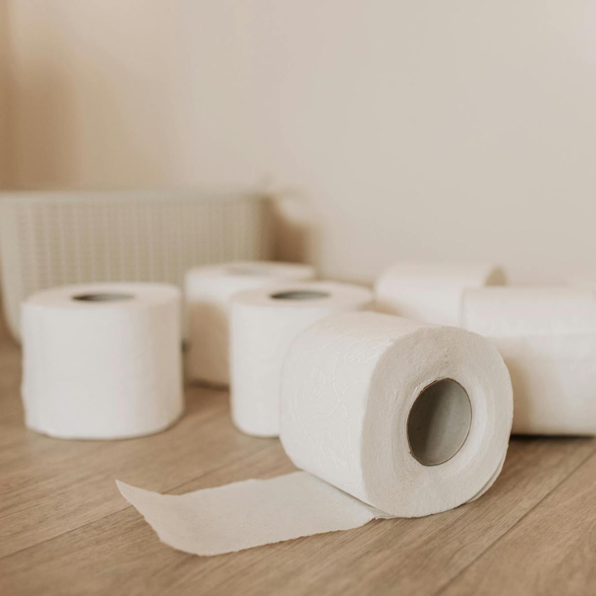 toiletrollen | Gesprongen rioolbuis veroorzaakt poep-waterval op TU Delft